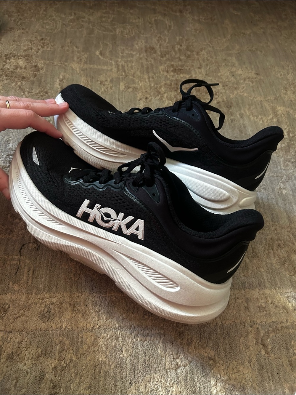 Hoka Bondi 9 Women's Athletic Running Shoes